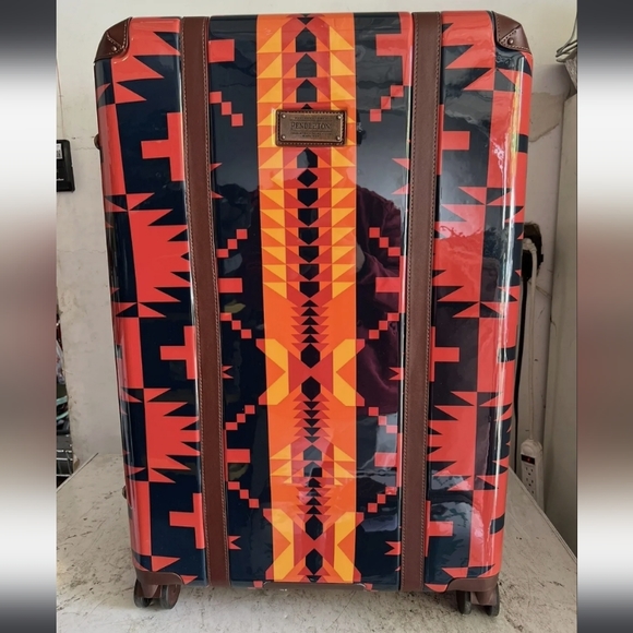Pendleton Vibrant Orange and Blue Suitcase - Picture 4 of 5